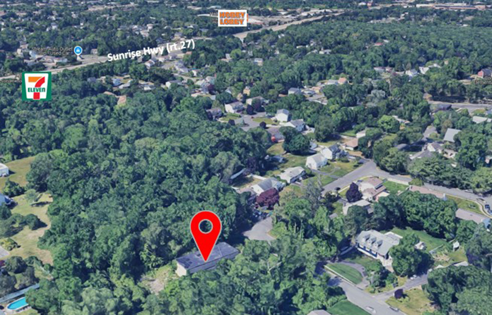 Delisle and Monahan of Island Assocs. lease 5,200 s/f industrial/warehouse in Islip